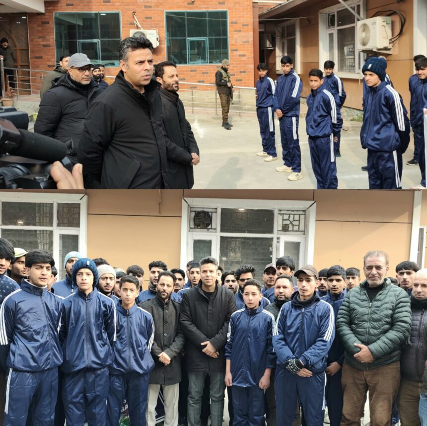 DC Budgam Flags Off Boys’ Trekking Camp to Pahalgam