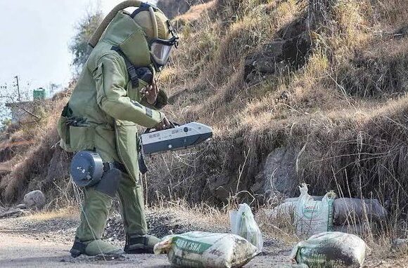 Roadside IED Found in Tappar Pattan, Security Forces Seal Area