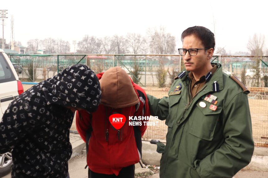 IMG-20260120-WA0055 SSP Traffic Srinagar counsels minors, warns parents against underage driving