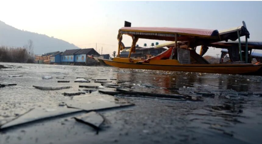 Screenshot 2026-01-11 110621 Parts of Dal Lake Freeze as Srinagar Shivers at Minus 5.2°C
