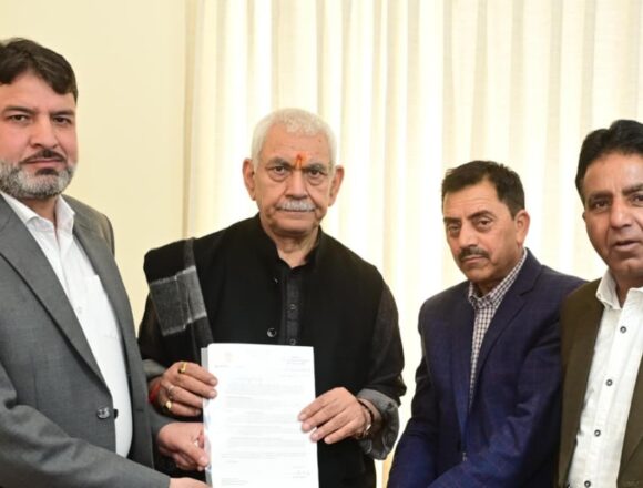 Javed Ahmed Marchal Meets Lieutenant Governor; Discusses SDM Posting and Key Issues of Karnah