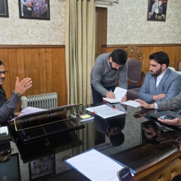 Legislators meet Javed Rana to discuss key developmental issues