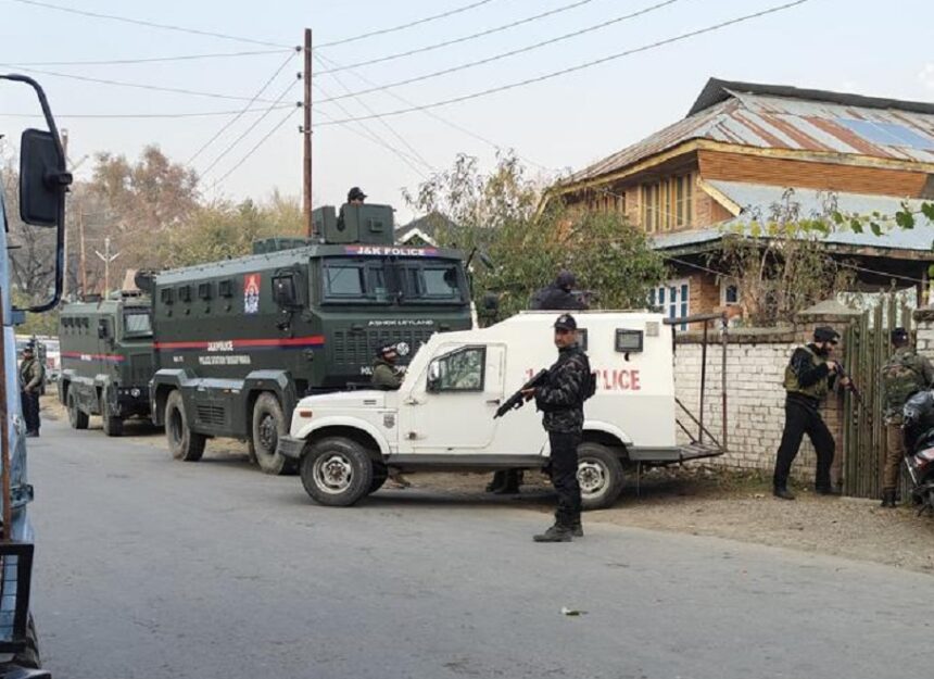 JK-Police-Raids-Anantnag CIK cracks down on LeT module, raids 10 sites across Kashmir