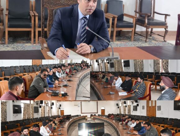 DC Anantnag Urges Ethical Journalism for Development, Says Media Key to Public Welfare