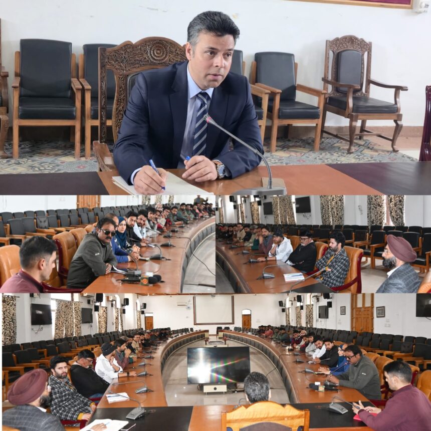 DC Anantnag Urges Ethical Journalism for Development, Says Media Key to Public Welfare