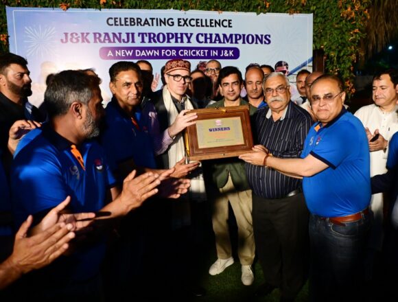 CM Omar Abdullah hosts dinner to honour J&K’s Ranji Trophy Champions