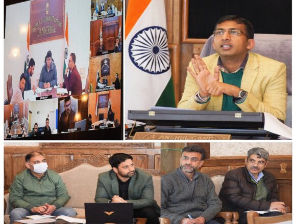 Div Com reviews progress of digitization of Jamabandis, backlog mutations across Kashmir Division