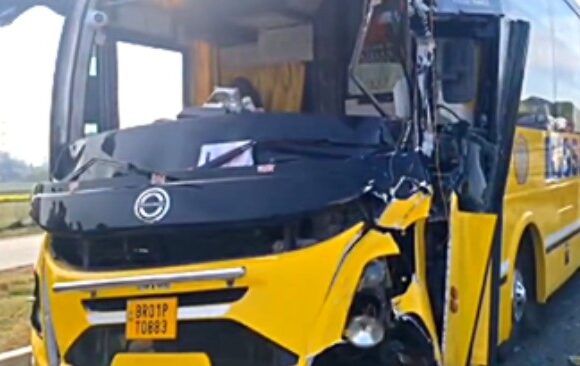 WhatsApp Image 2026-03-14 at 2.16.29 PM Tourist Bus–Tipper Collision Disrupts Traffic on Srinagar–Jammu Highway