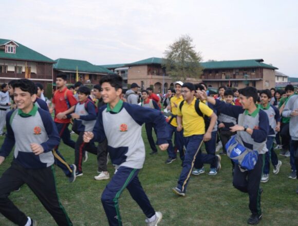 1400 Students Participate in TBMS Cross Country Run in Srinagar