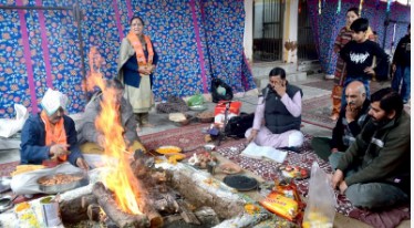 After 36-yrs Pandits return to Bla Temple, revive pre-1989 tradition