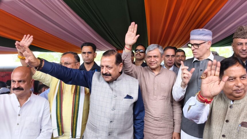 Union Minister Ashwini Vaishnaw Flags Off Extended Vande Bharat Express, Boosting Capacity For Jammu-Srinagar Rail Line